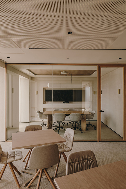 Destudio_OficinasTorrePicasso21