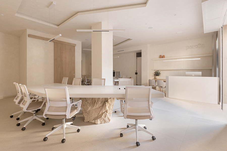 Person by Destudio 02 03